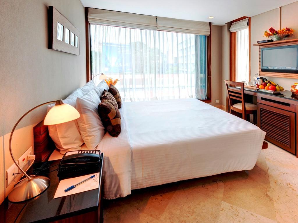 Hotel Casa Fortuna โกลกาตา ภายนอก รูปภาพ
