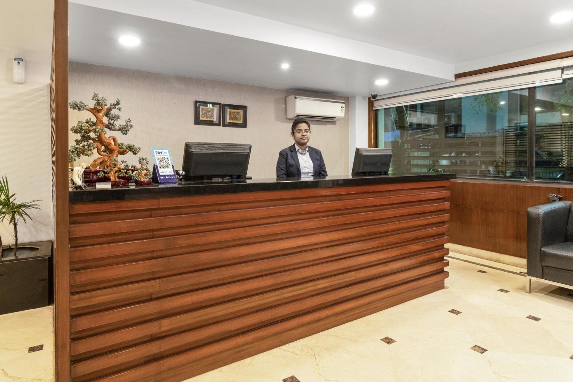 Hotel Casa Fortuna โกลกาตา ภายนอก รูปภาพ