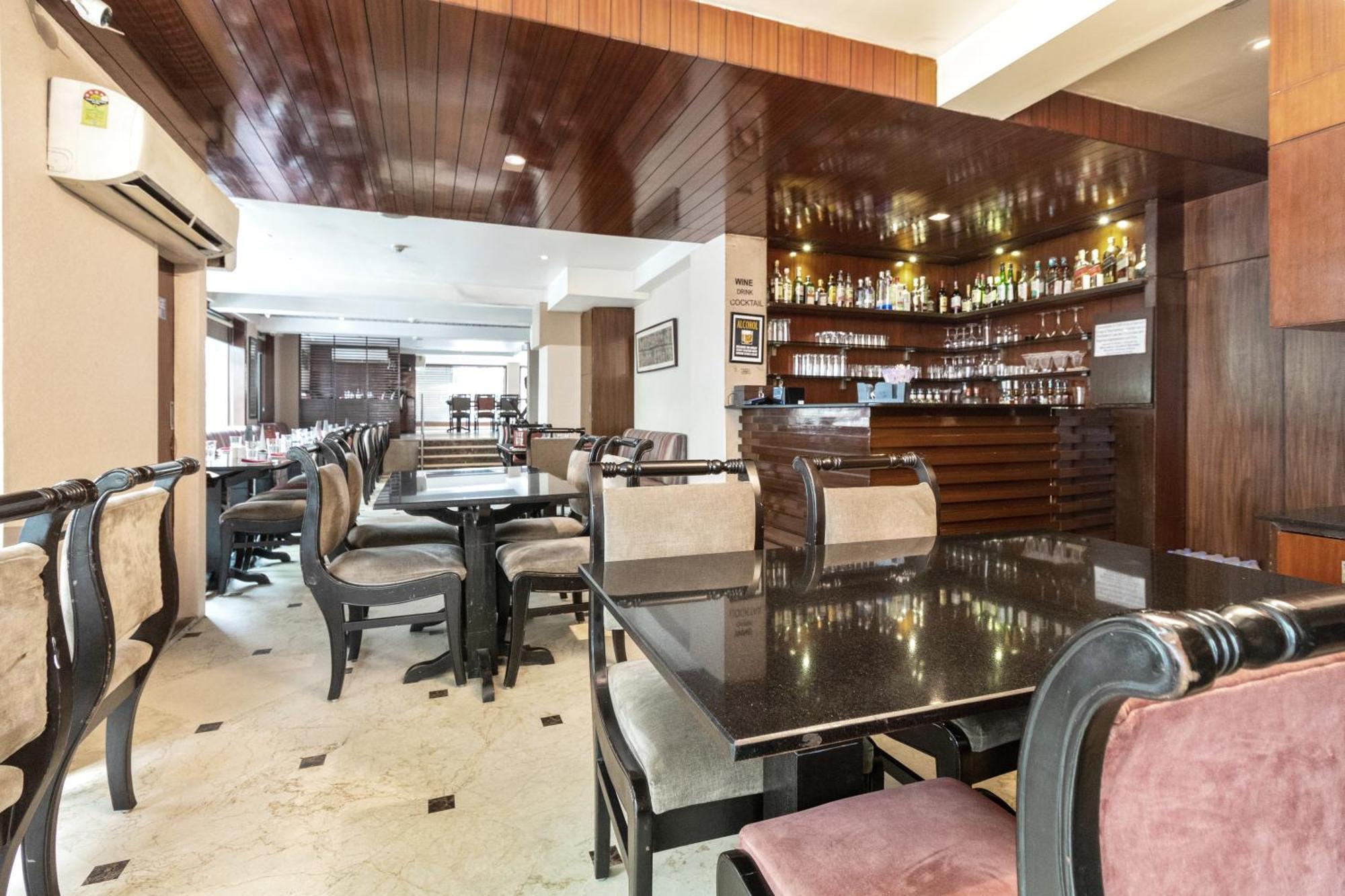 Hotel Casa Fortuna โกลกาตา ภายนอก รูปภาพ