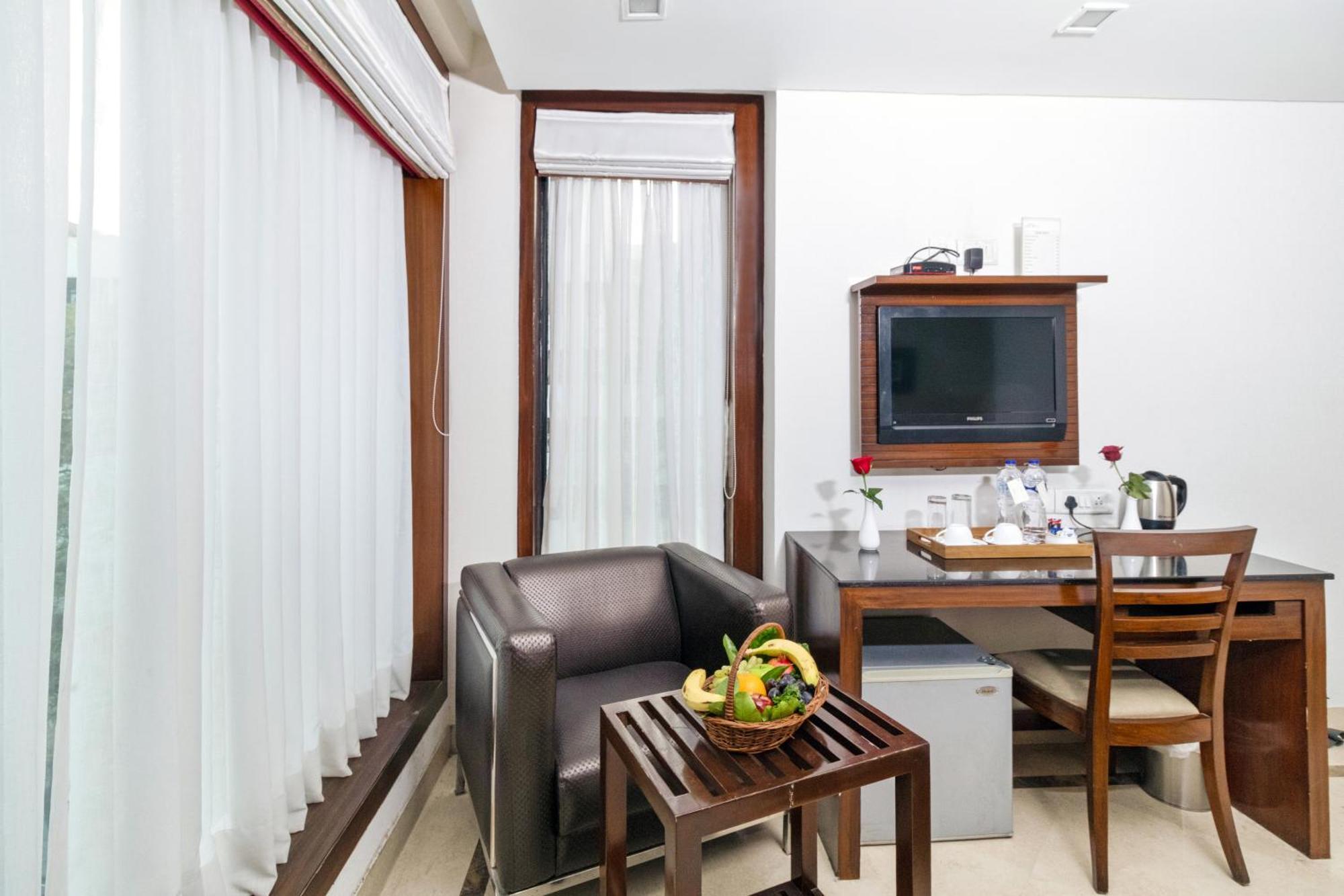 Hotel Casa Fortuna โกลกาตา ภายนอก รูปภาพ