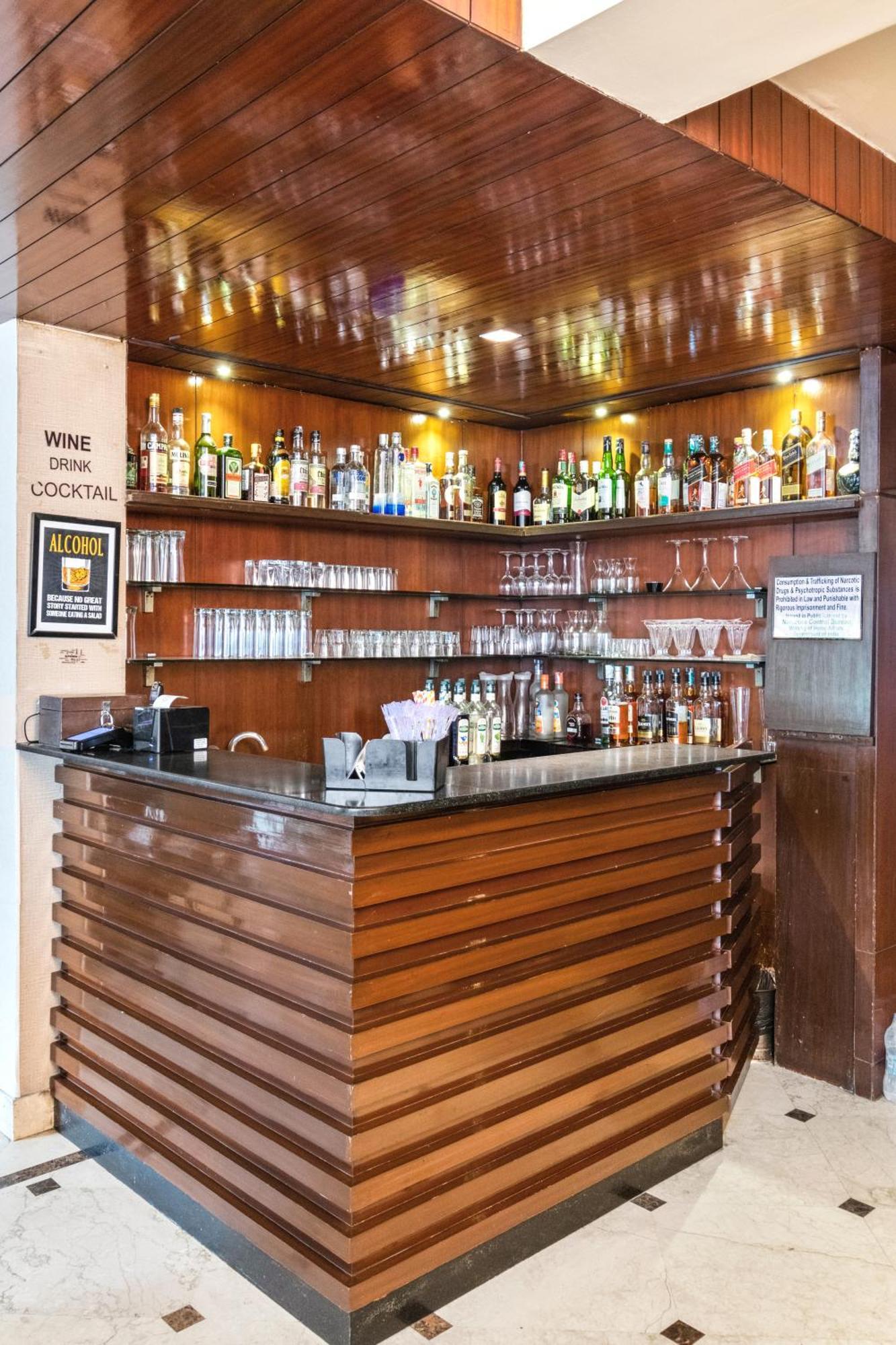 Hotel Casa Fortuna โกลกาตา ภายนอก รูปภาพ